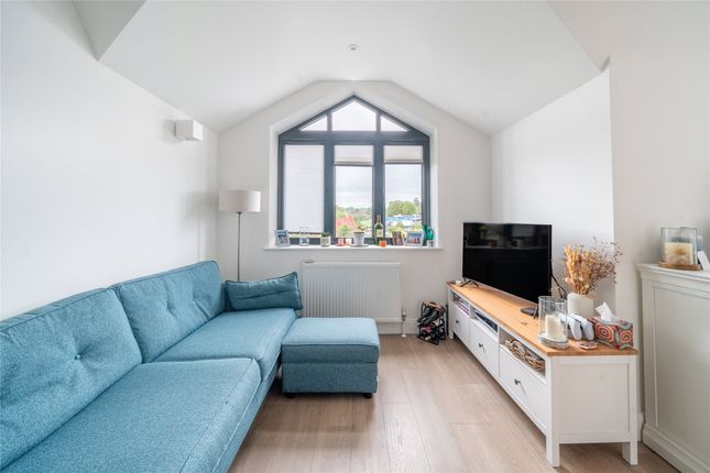 Flat 46, Opus Court,, Bay Tree Avenue, Surrey photo 3
