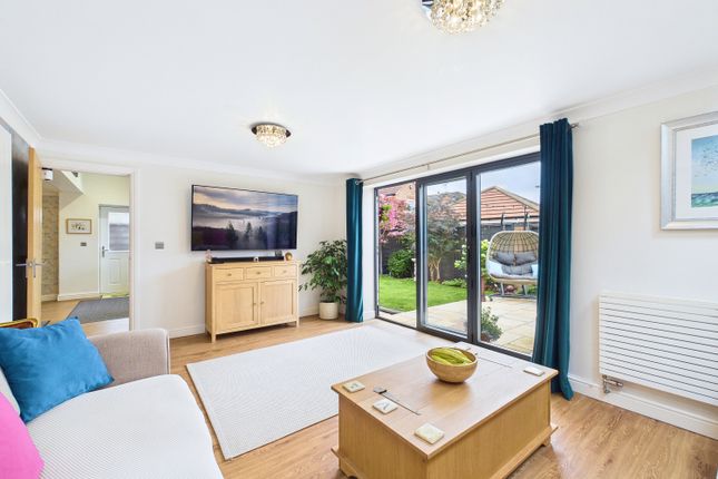 21, Longwood Road, York photo 3