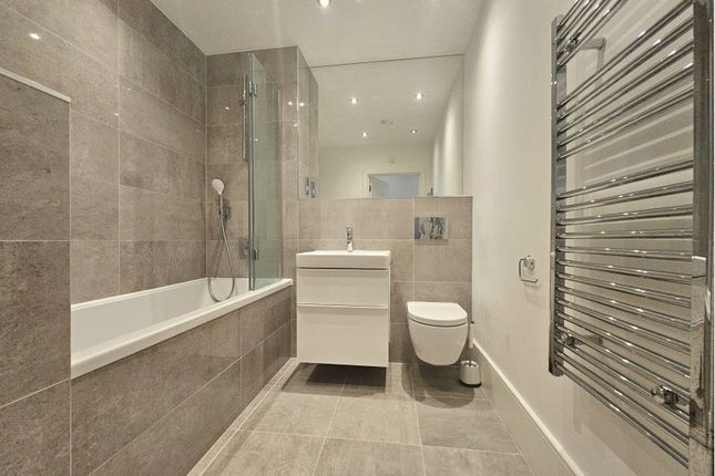 Flat 2 Beaufort Court, 31 Russell Hill, Purley photo 5
