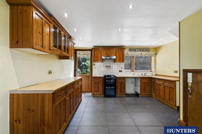 10, Berrymoor Road, Brampton photo 4