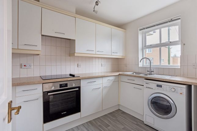 Flat for sale in Sovereign Court, Ascot