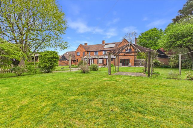 Albury Farm,, Gracious Pond Road, Woking photo 2