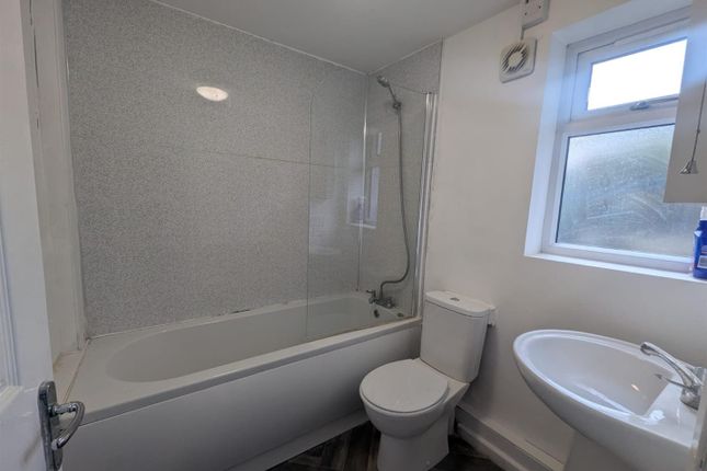 Brunswick Place, Stoke-On-Trent photo 3