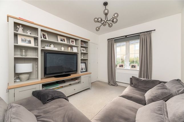 6, Briggs Way, West Yorkshire photo 4