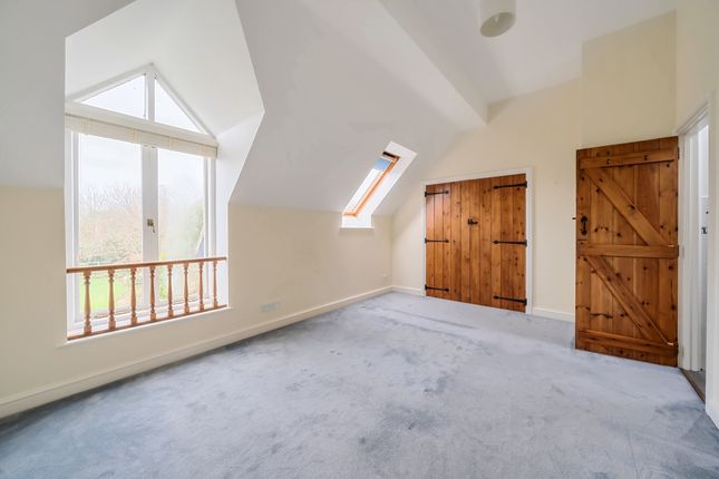 Barn conversion to rent in Church Barns, East Stratton, Winchester