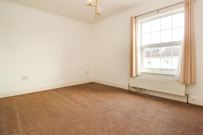 15, Chestnut Avenue, Doncaster photo 4