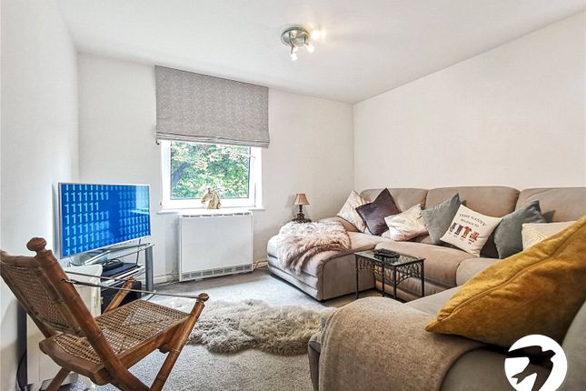 22, Maplehurst Close, Kent photo 2