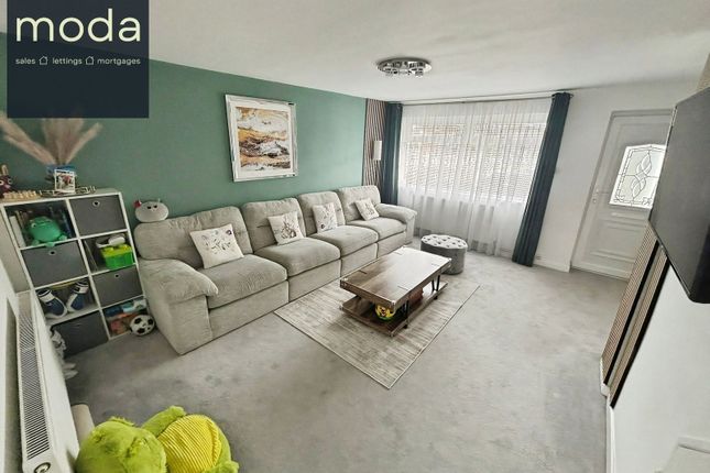 11, Heyes Drive, Wallasey photo 2