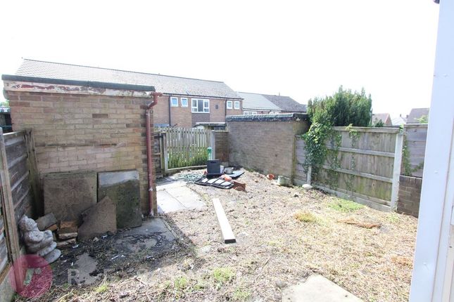 29, Greengate Close, Rochdale photo 4