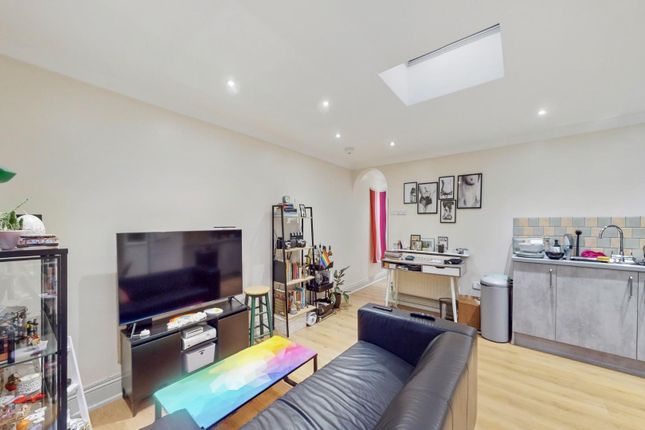 Property for sale in Tollington Way, London