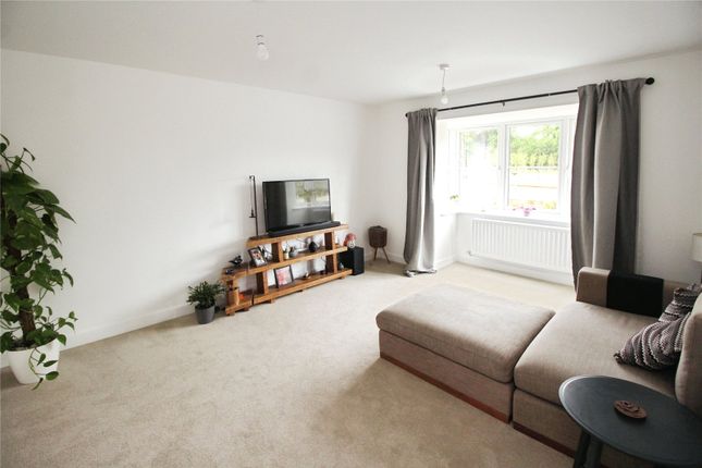 4, Courtland Grove, Doncaster photo 2