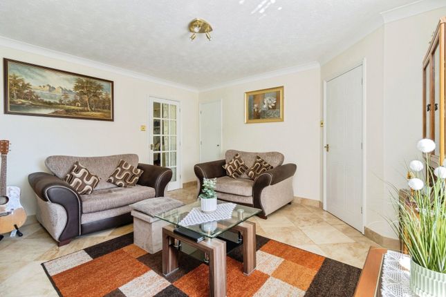 53, Lindisfarne Way, Devon photo 2