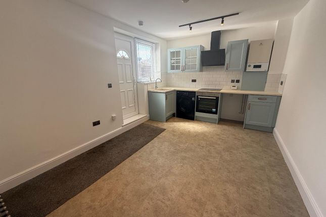 2, The Grove Flat 4, Sunderland photo 2