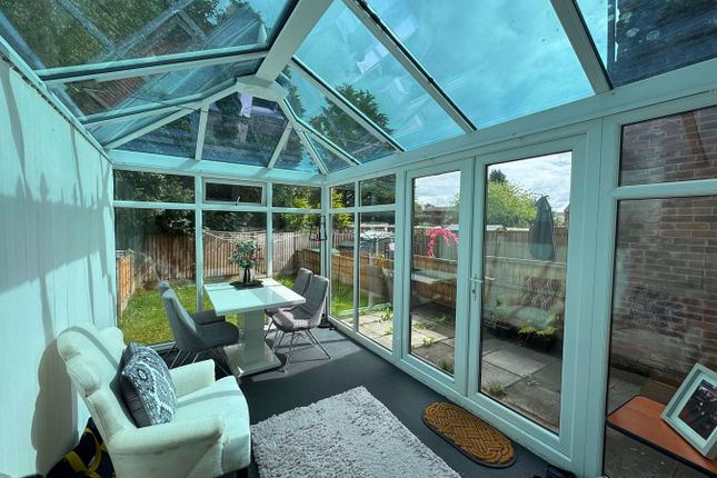 65, Stanley Road, Manchester photo 4