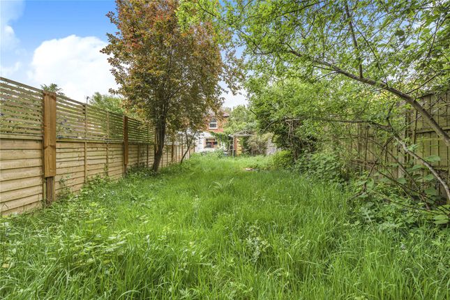 Heatherside,, Shaftesbury Road, Woking photo 2