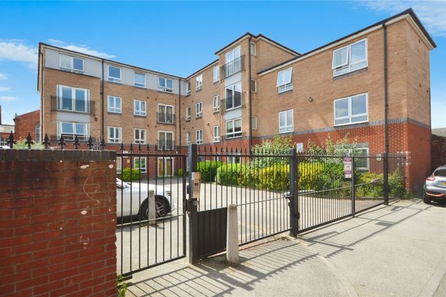 Flat for sale in Tanners Court, Lincoln, Lincolnshire