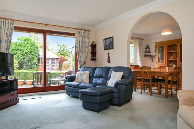 18 Lovelace Court, Ashford photo 4