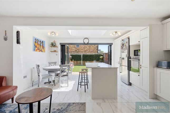 29, Cleveland Road, South Woodford photo 4
