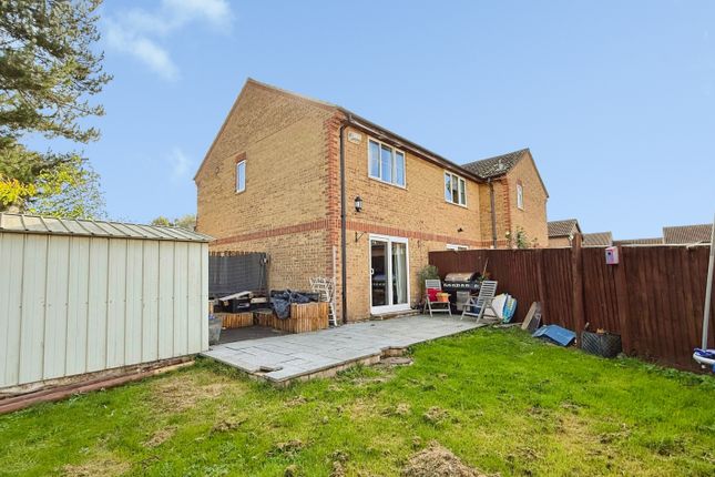 Kingfisher Drive, Westbury photo 2