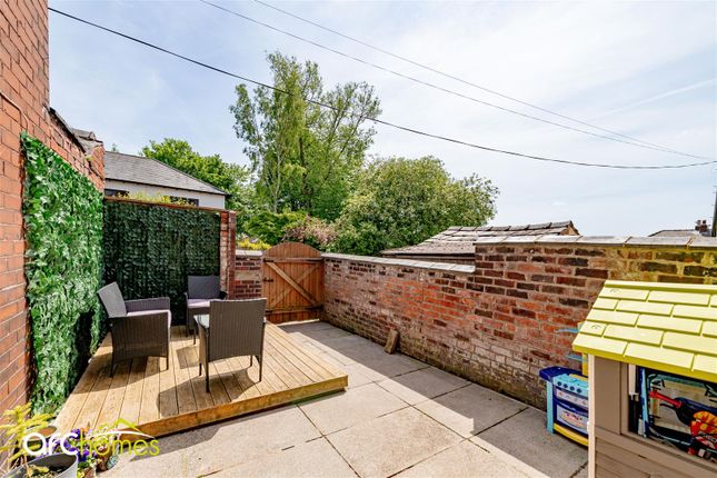 126, Castle Hill Road, Wigan photo 4