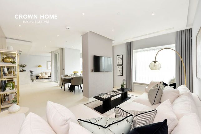 2-bed flat on 25 Sugar Quay, London, £2,000,000