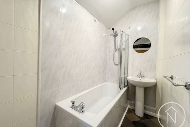 2a Billingham Road, Stockton-On-Tees photo 3