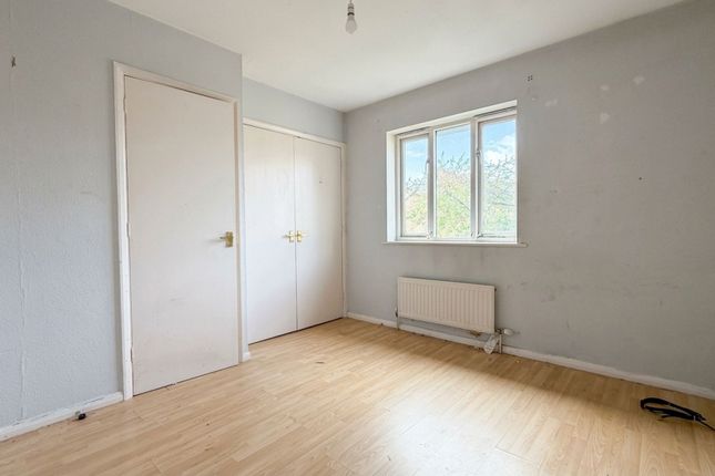 10 Baynham Mead, Milton Keynes photo 4