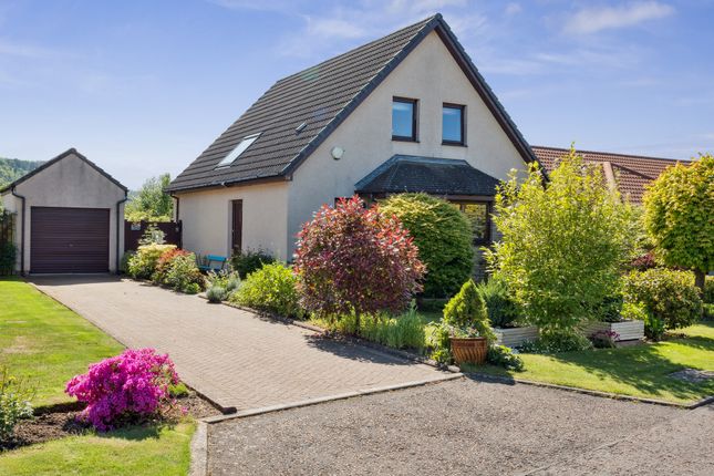 Thumbnail Detached house for sale in Ballo Braes, Abernethy, Perthshire
