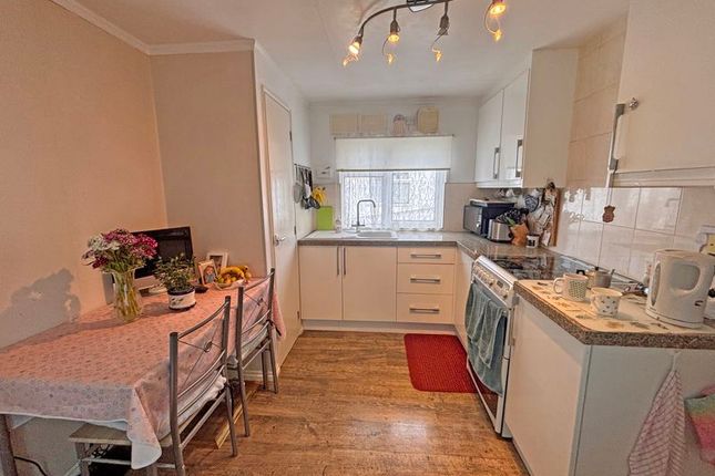 22 Bridge Park, Watchet photo 2