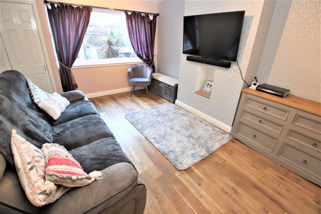 23, Hardman Close, Manchester photo 3