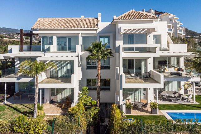 Apartment for sale in Benahavis, Malaga, Spain