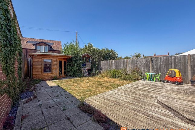 9 Warwick Road, Newark photo 3