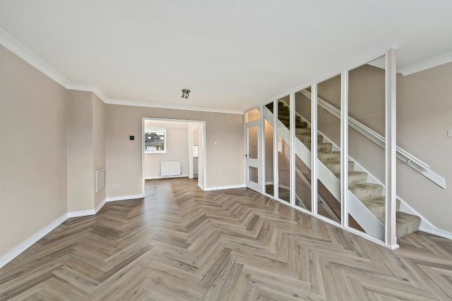 Thumbnail Terraced house to rent in Willow Bank, Richmond