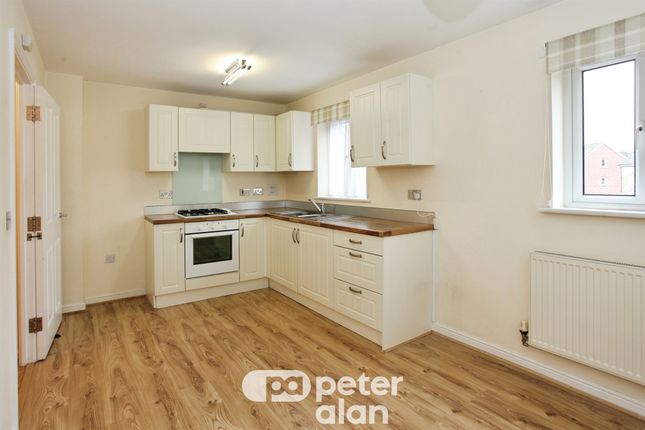26, Stonebridge Park, Cwmbran photo 4
