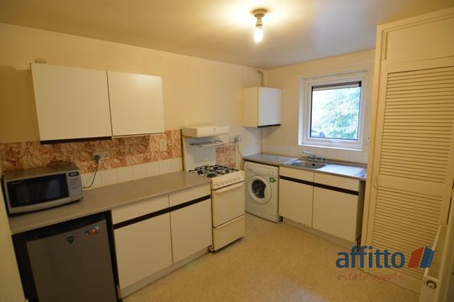 44 Ipswich Close, Leicester, Leicester photo 5