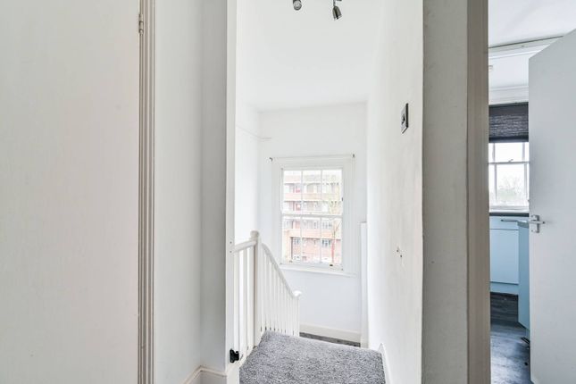 Falkland Road, Kentish Town photo 4