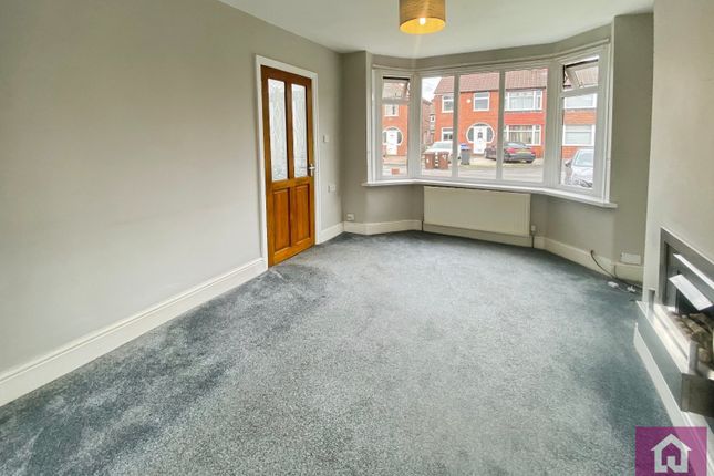 18, Repton Avenue, Manchester photo 2
