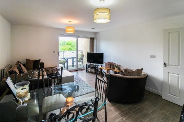 Flat 36, Scenix House, London photo 4