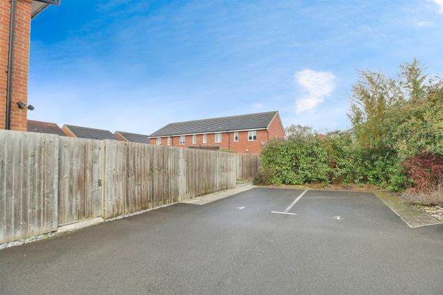 4, Reginald Lindop Drive, Alsager photo 3