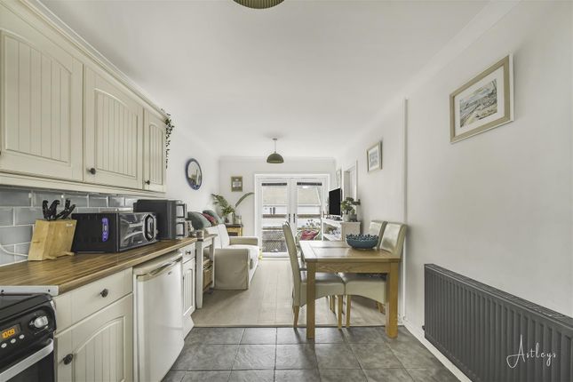 16, Fairwood Road, Swansea photo 3