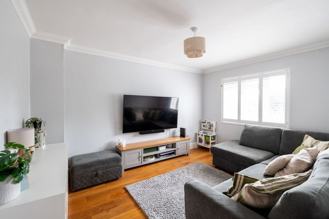 Flat 2, 72 Reigate Hill, Reigate photo 4