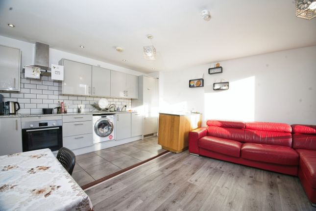 53, Caldey Island House, Cardiff photo 4