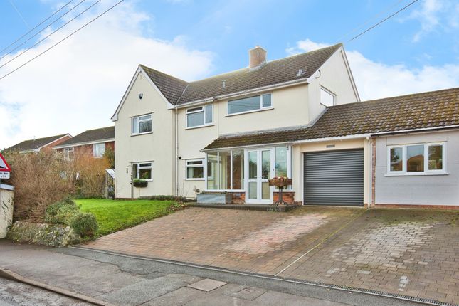 Link-detached house for sale in ., Ruishton, Taunton