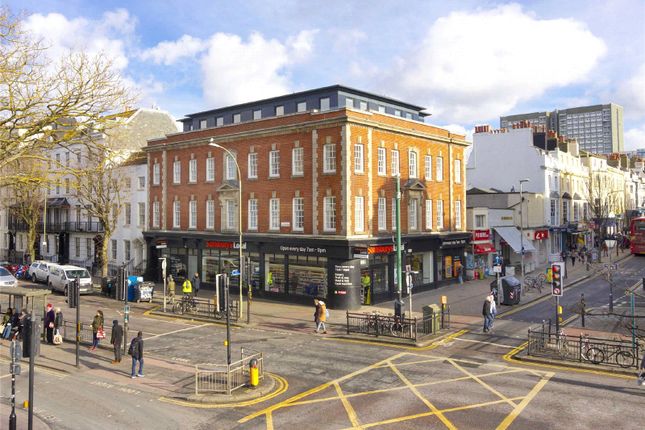 Flat for sale in Old Steine, Brighton, East Sussex