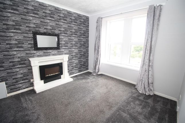 15B, Dempster Street, Greenock photo 2