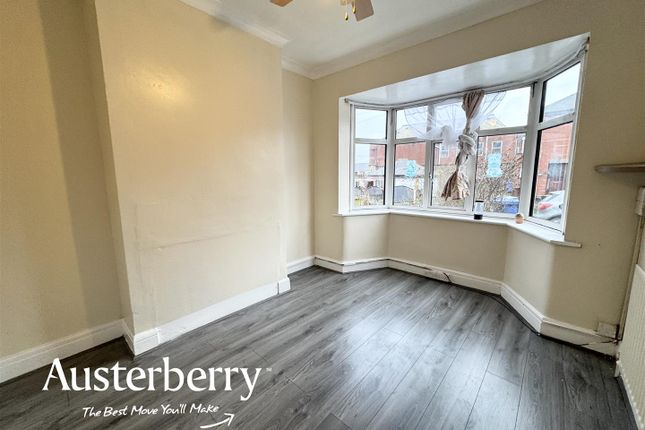 20, Owen Grove, Stoke-On-Trent photo 4