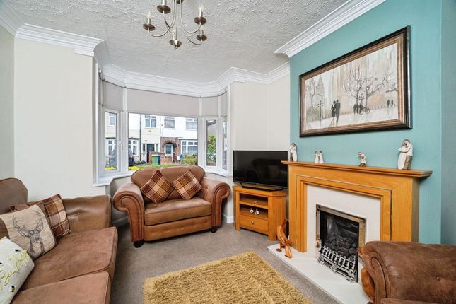 6, Baytree Avenue, Grimsby photo 4