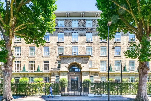 Flat for sale in Bromyard Avenue, London