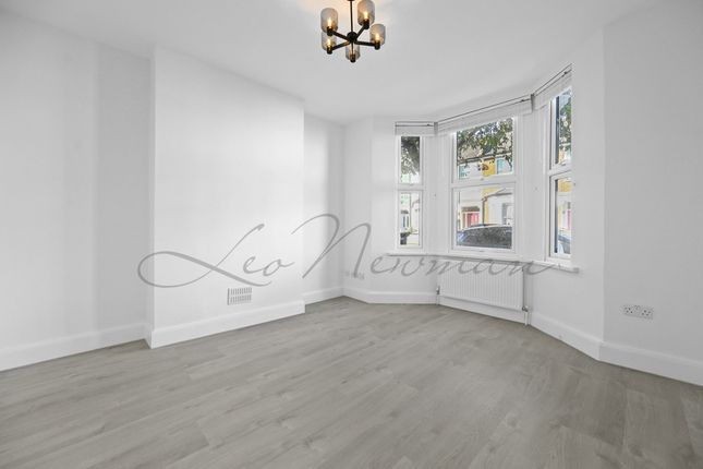 Abdale Road, London photo 3