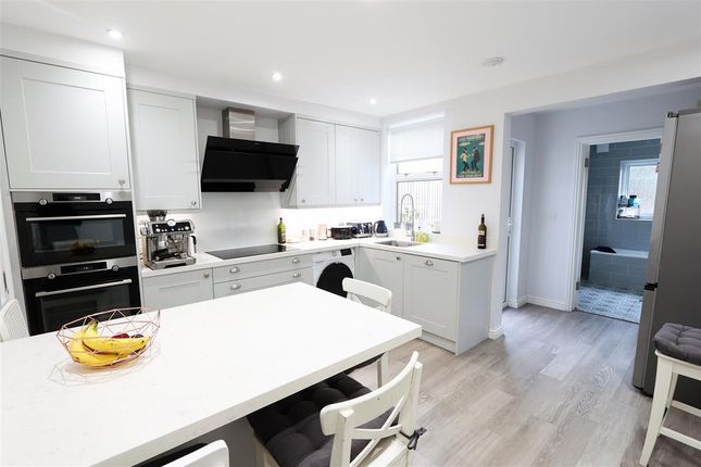 End terrace house for sale in Bynes Road, South Croydon